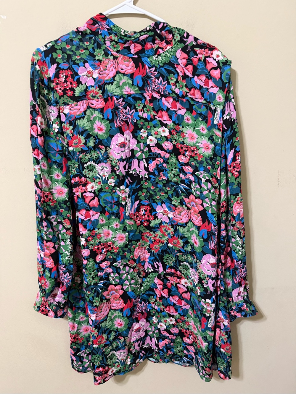 Whit Anthropologie dress Long-Sleeve Pink & Green Floral Print lined classic med
